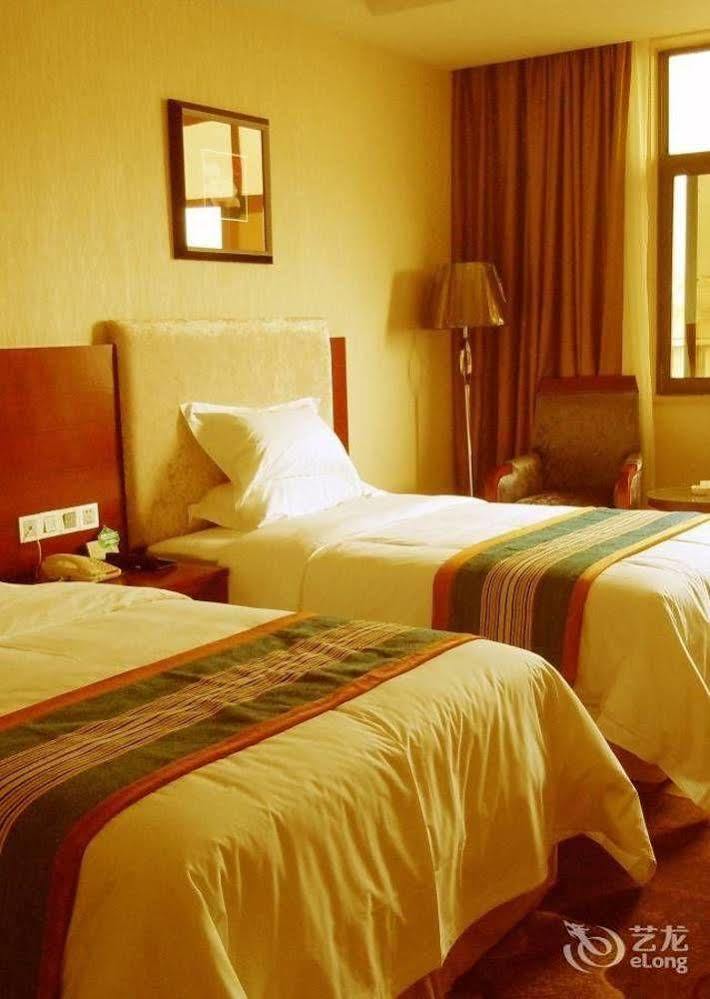 Mingcheng Times Hotel Chengdu Exterior foto